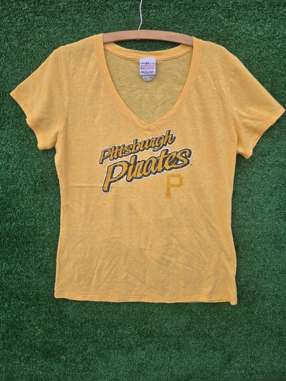 MLB Pittsburgh Pirates v neck t-shirt